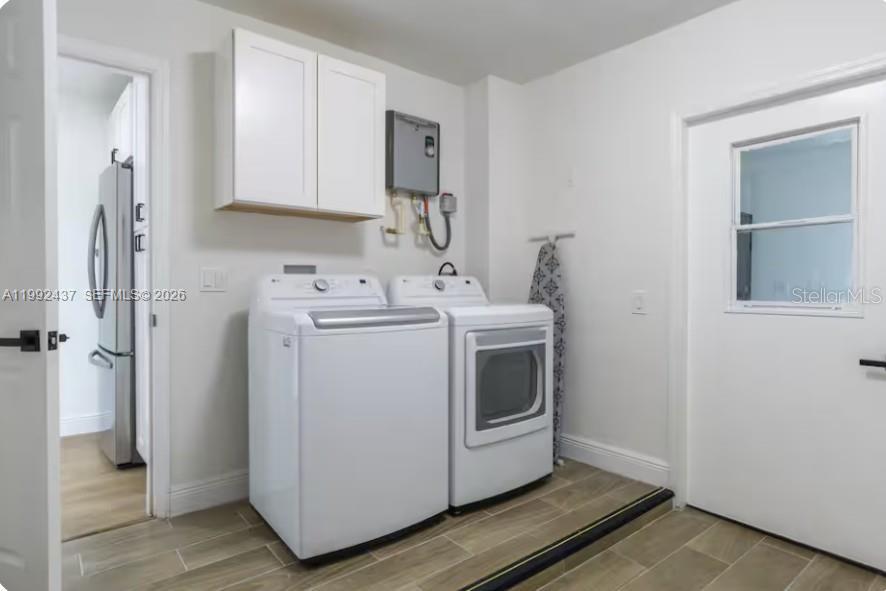 UNIVERSITY SHORES - Residential