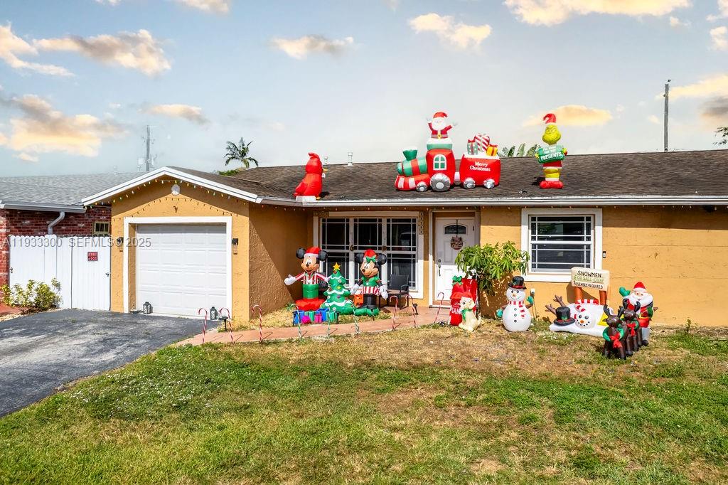 SUNRISE GOLF VILLAGE SEC - Residential