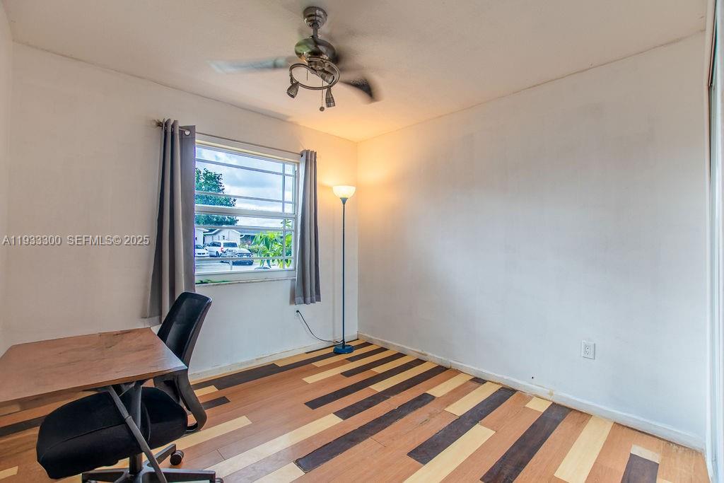 SUNRISE GOLF VILLAGE SEC - Residential