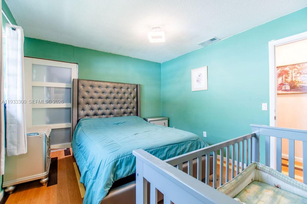 SUNRISE GOLF VILLAGE SEC - Residential