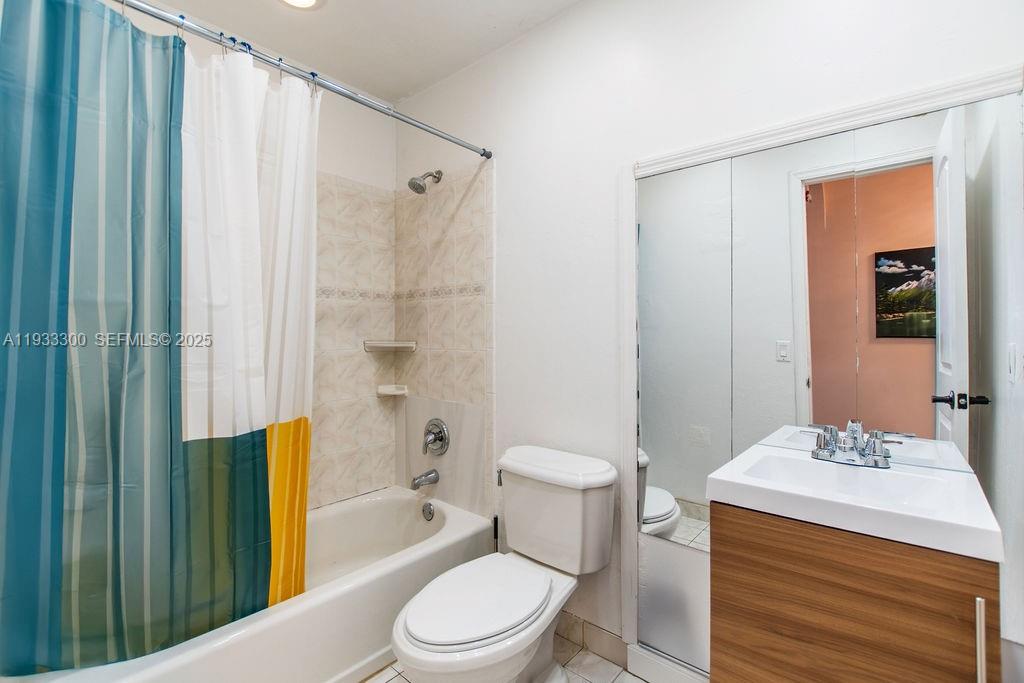 SUNRISE GOLF VILLAGE SEC - Residential