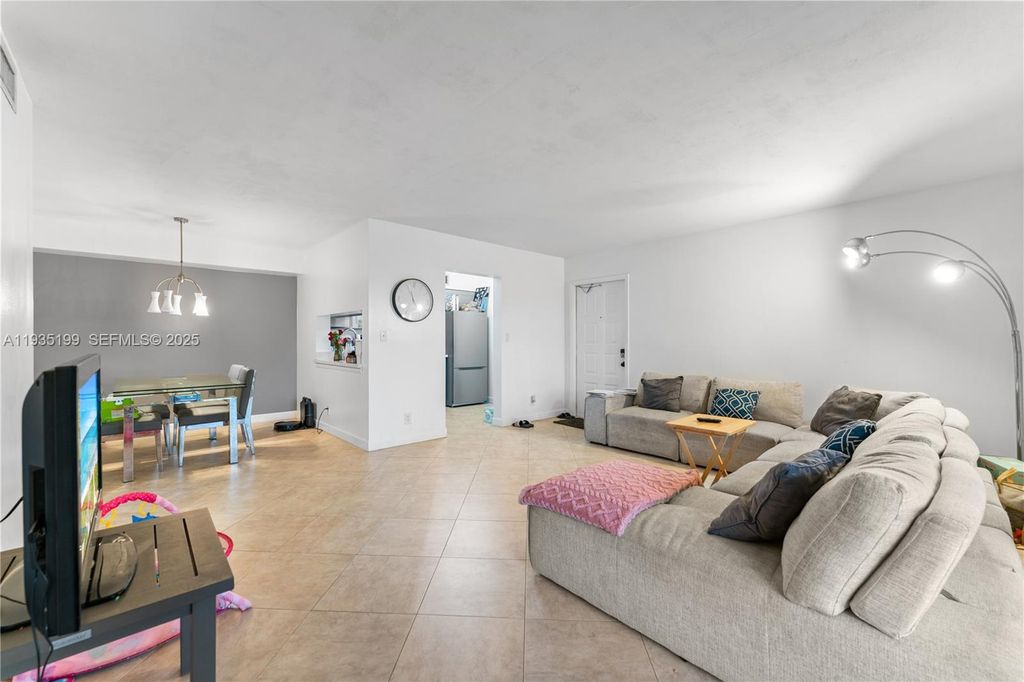 Photo of 3021 N Oakland Forest Dr #208, Oakland Park, FL 33309 (MLS # A11935199)