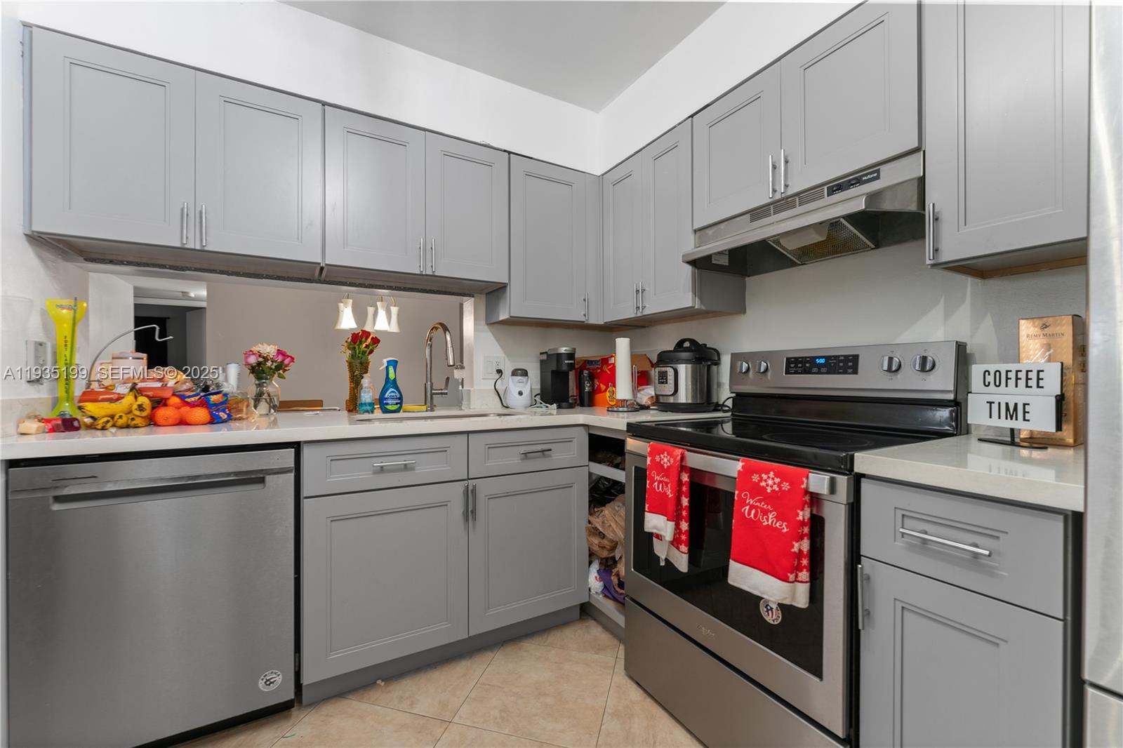 OAKLAND FOREST CLUB CONDO - Residential