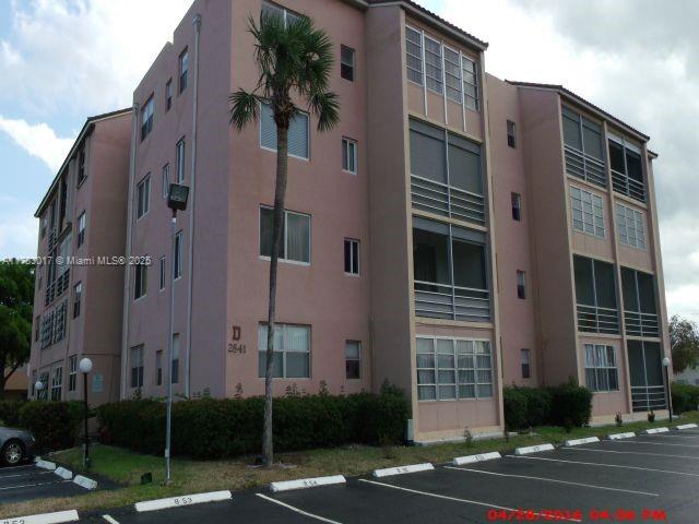 Property for Sale at 2841 Somerset Dr 117, Lauderdale Lakes, Broward County, Florida - Bedrooms: 1 
Bathrooms: 1  - $99,900