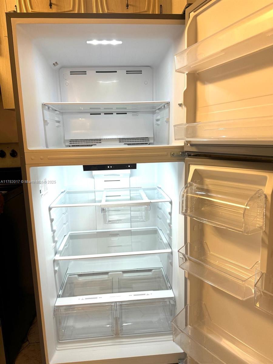 SOMERSET NO 4 CONDO - Residential