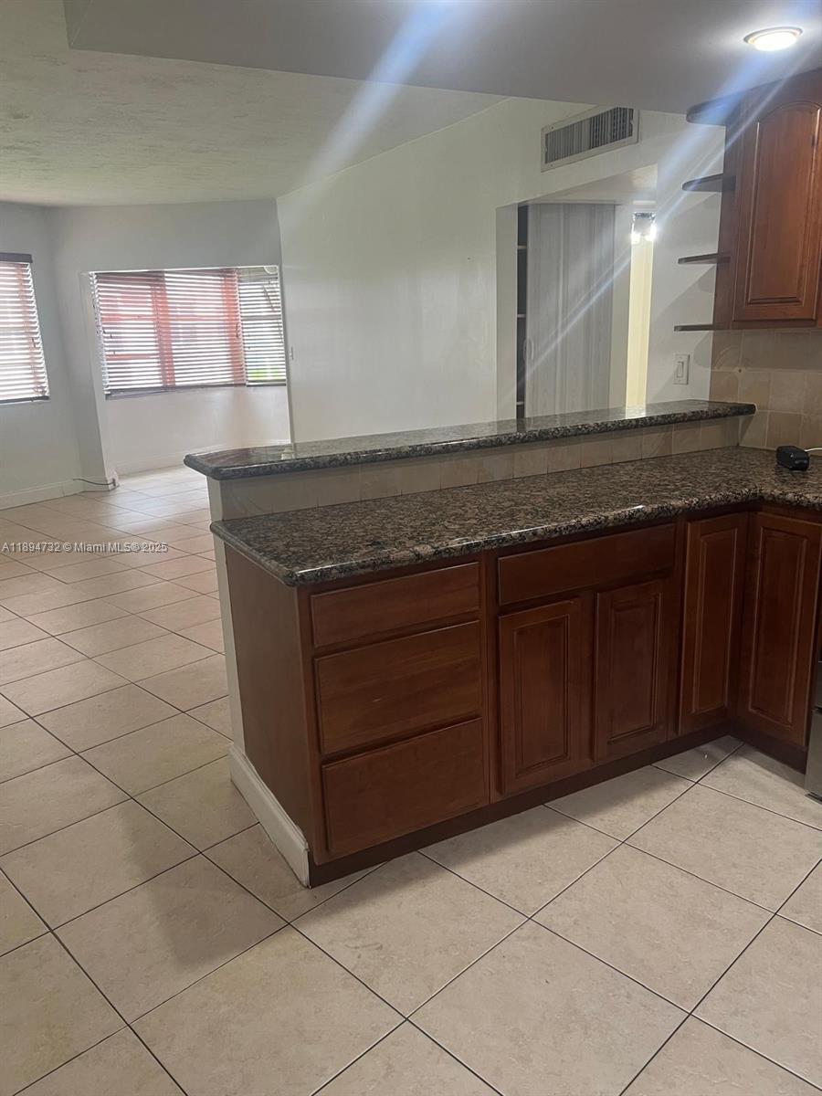 SKY LAKE GARDENS NO 2 CON - Residential Lease