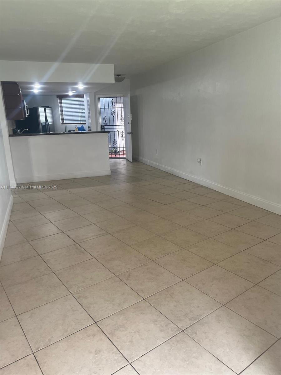 SKY LAKE GARDENS NO 2 CON - Residential Lease