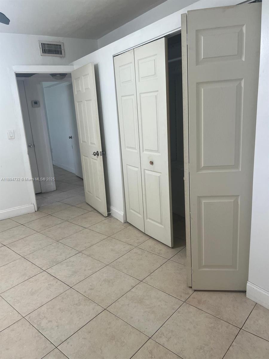 SKY LAKE GARDENS NO 2 CON - Residential Lease