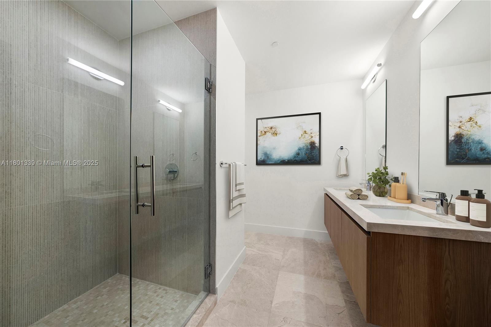 CORAL GABLES BILTMORE SEC - Residential Lease