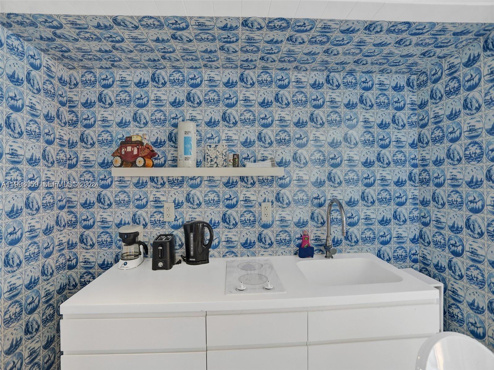 1100 WEST CONDO - Residential Lease