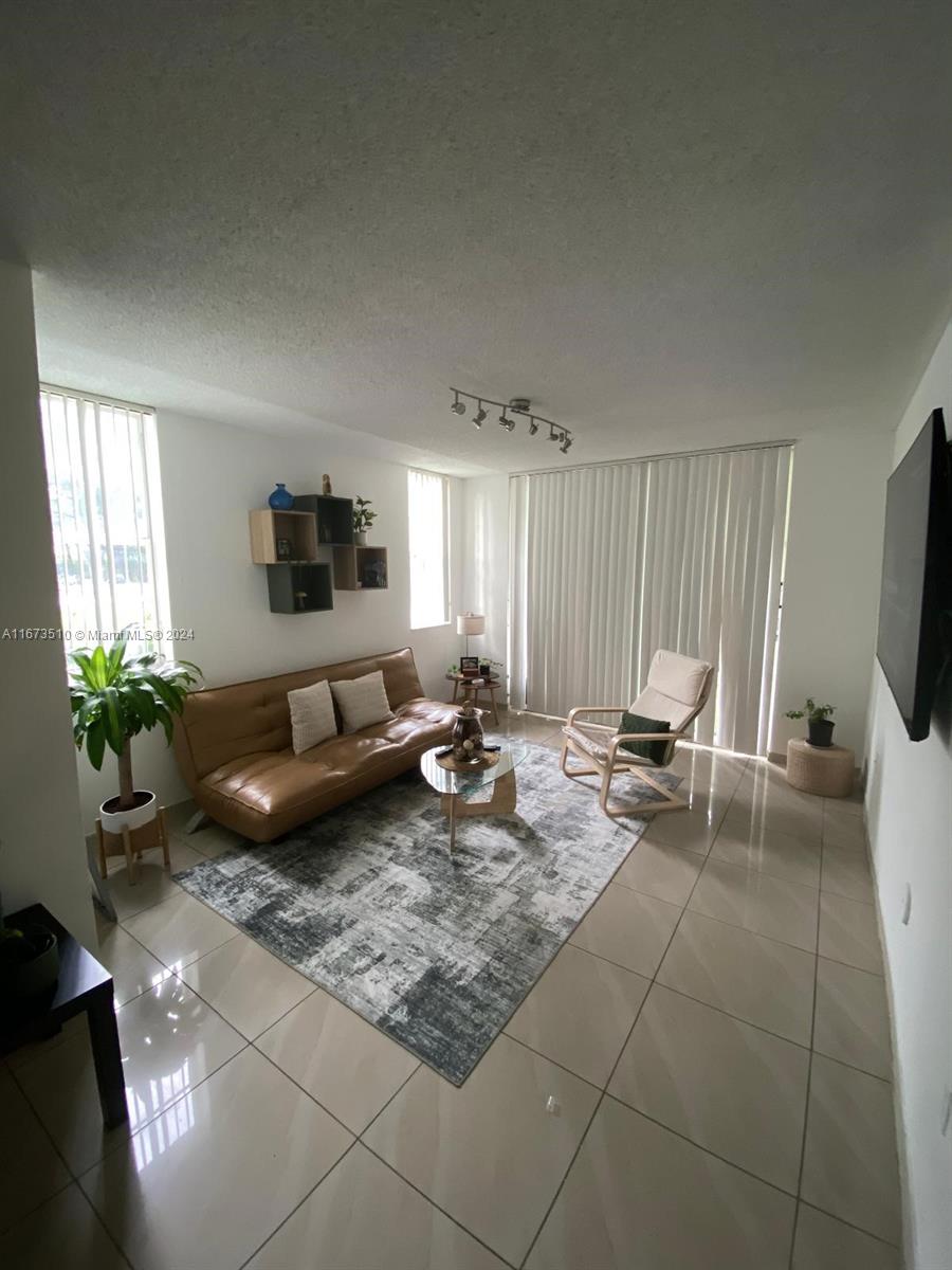 ENCLAVE AT DORAL CONDO NO - Residential