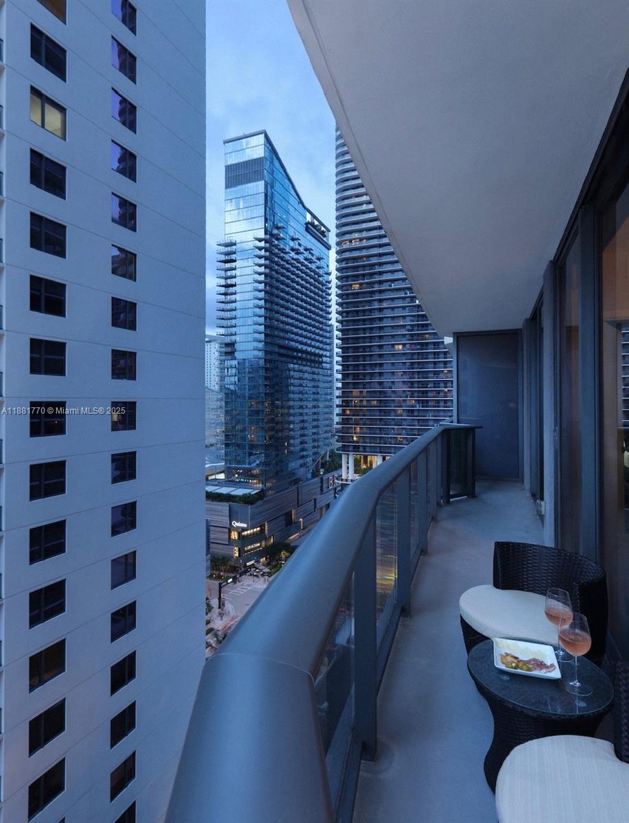 BRICKELL HEIGHTS WEST CON - Residential Lease