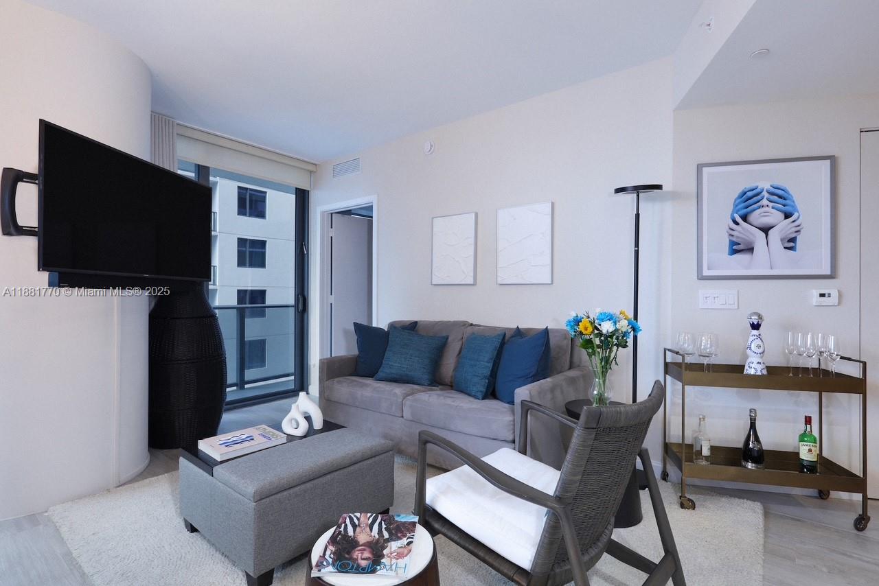 BRICKELL HEIGHTS WEST CON - Residential Lease