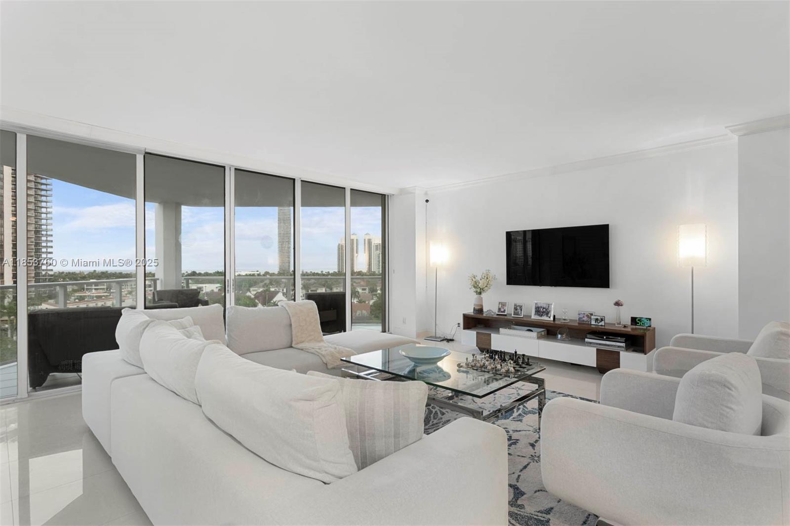 MARINA TOWER CONDO - Residential