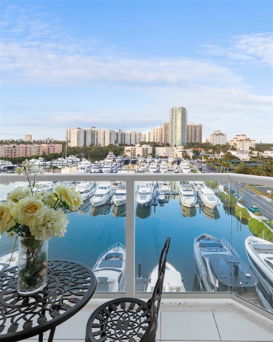 MARINA TOWER CONDO - Residential