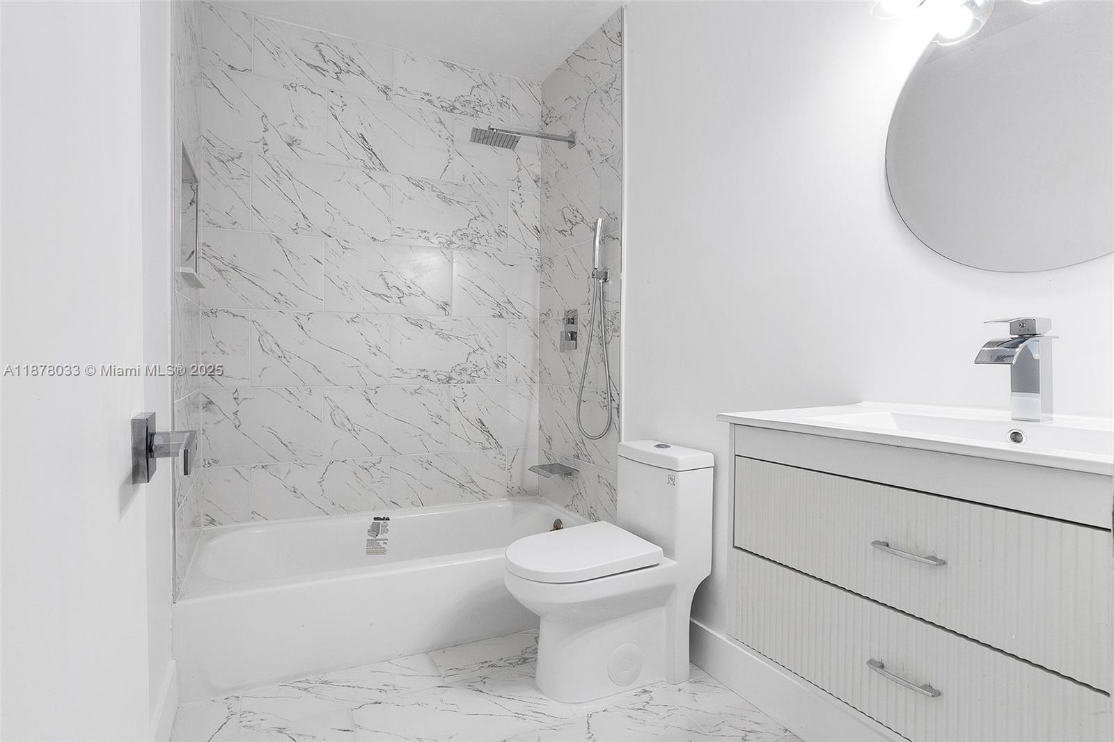 NO MIAMI EST SEC 3 - Residential