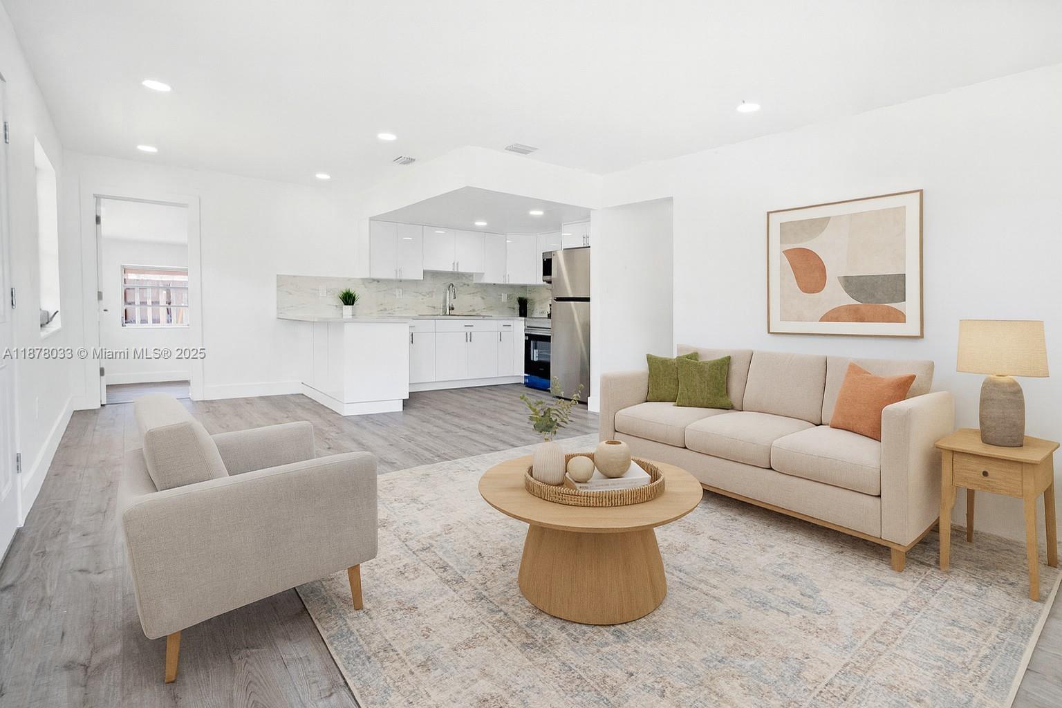 NO MIAMI EST SEC 3 - Residential