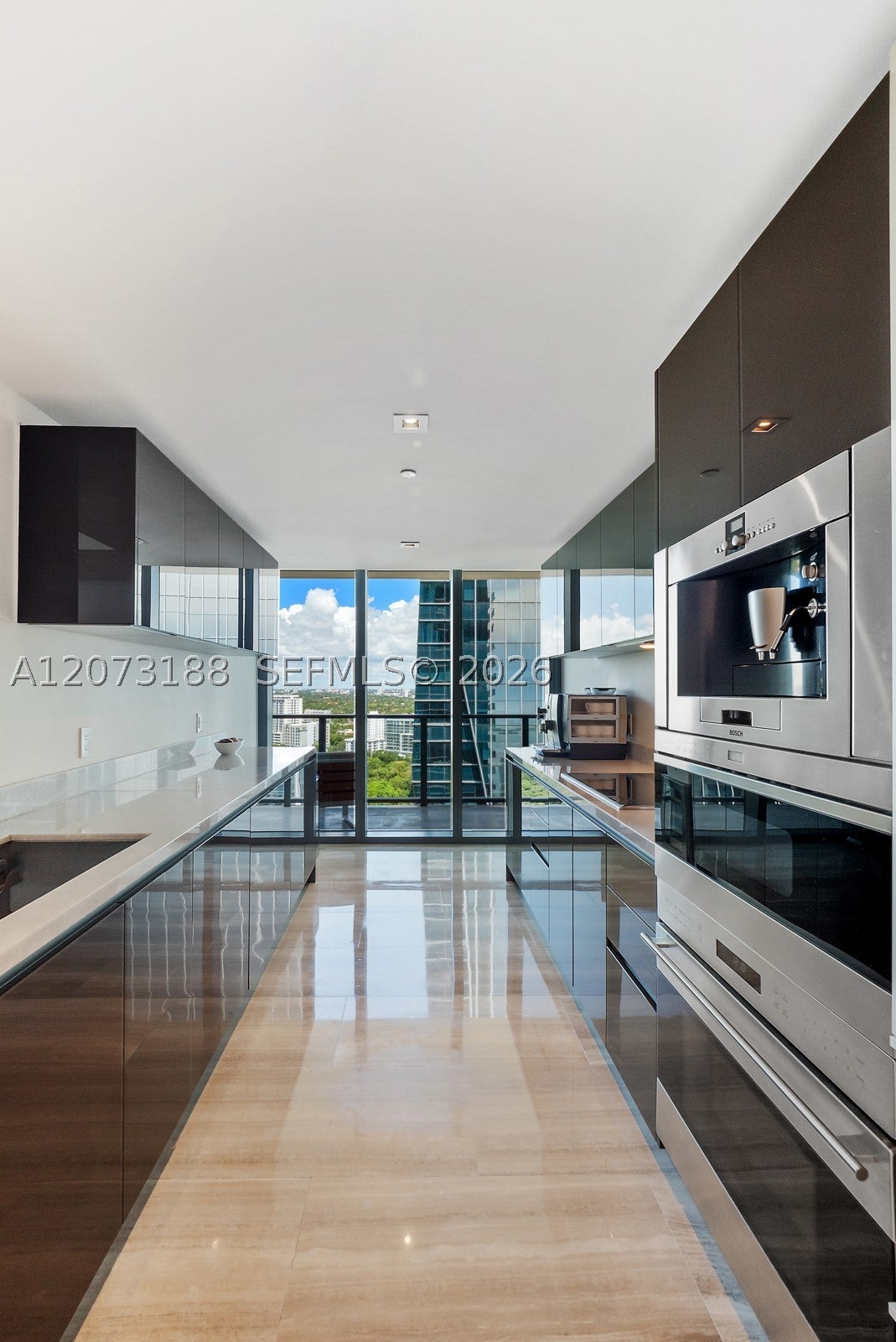 1451 Brickell Ave 2405