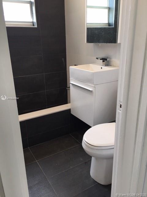 LINDAS CASAS - Residential