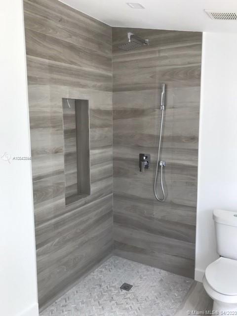 LINDAS CASAS - Residential