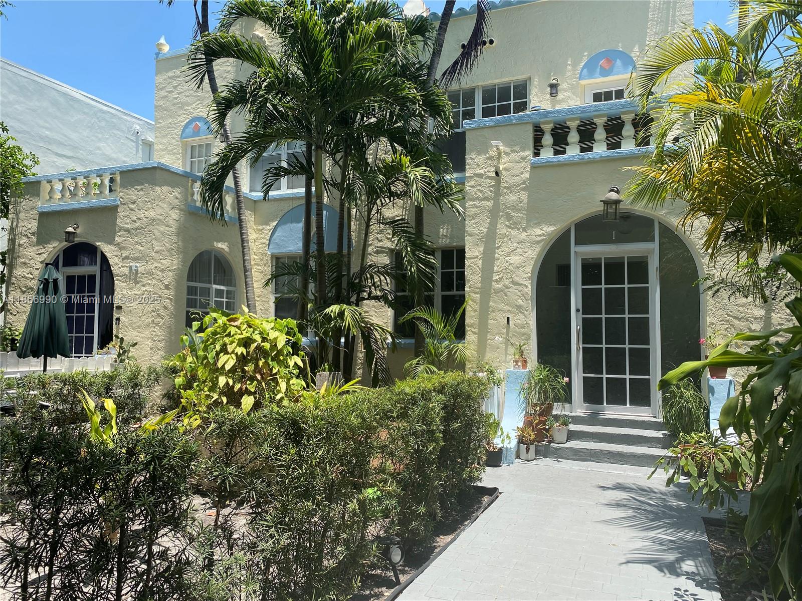 VILLA VENETO CONDO - Residential