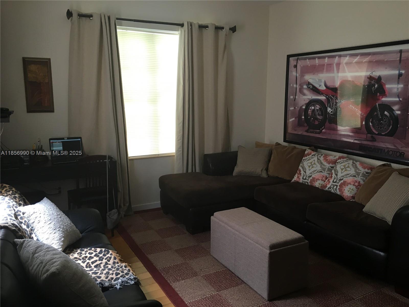 719 Meridian Ave 7