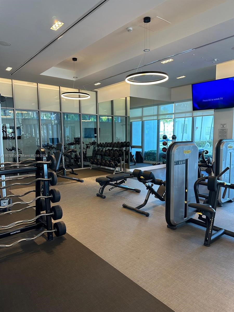 MARINA PALMS RESIDENCES N - Residential