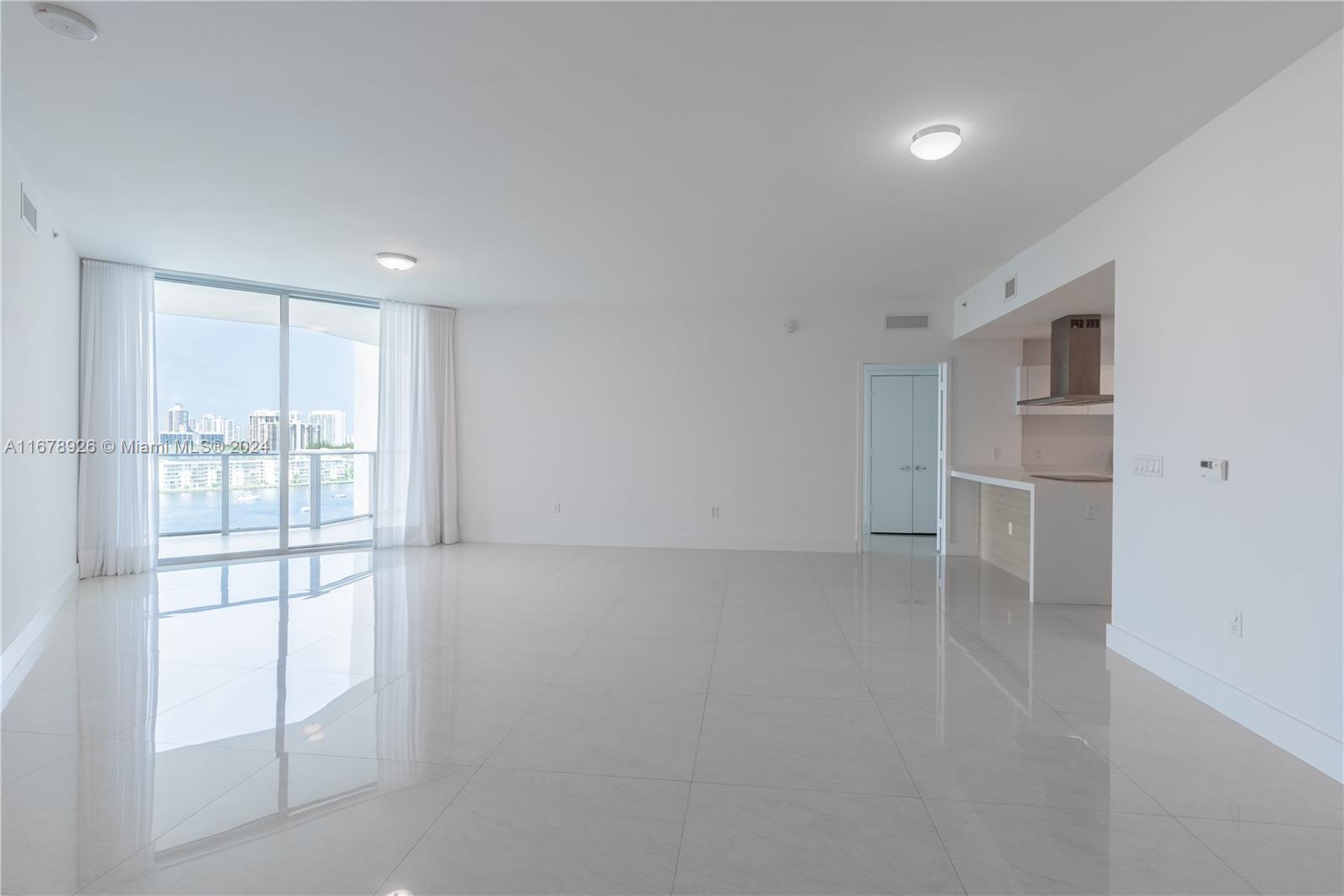 MARINA PALMS RESIDENCES N - Residential