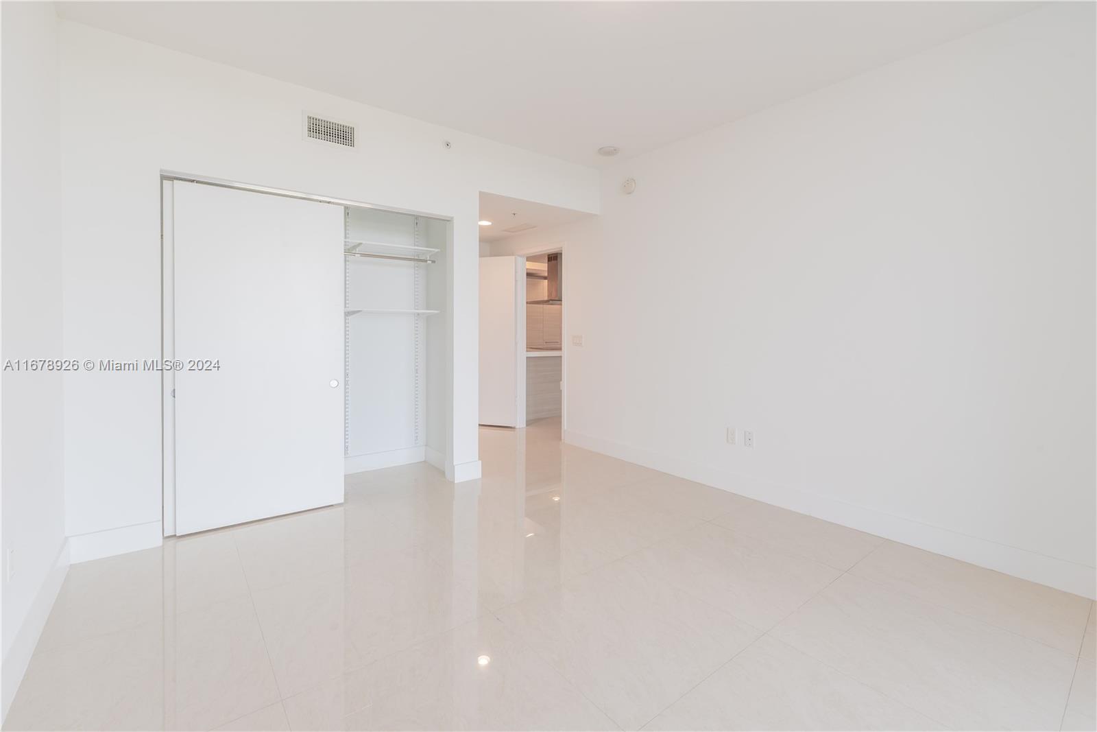 MARINA PALMS RESIDENCES N - Residential