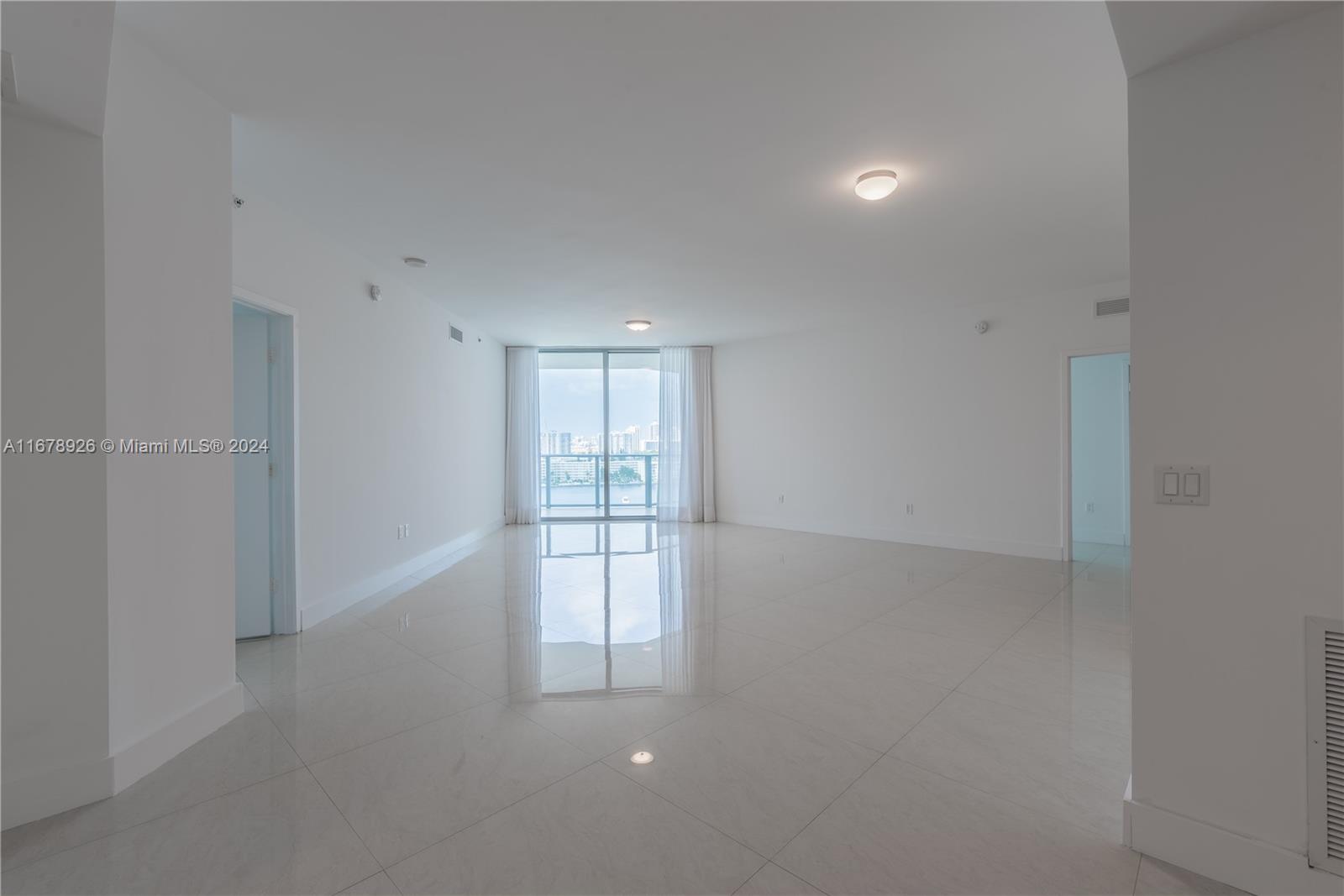 MARINA PALMS RESIDENCES N - Residential