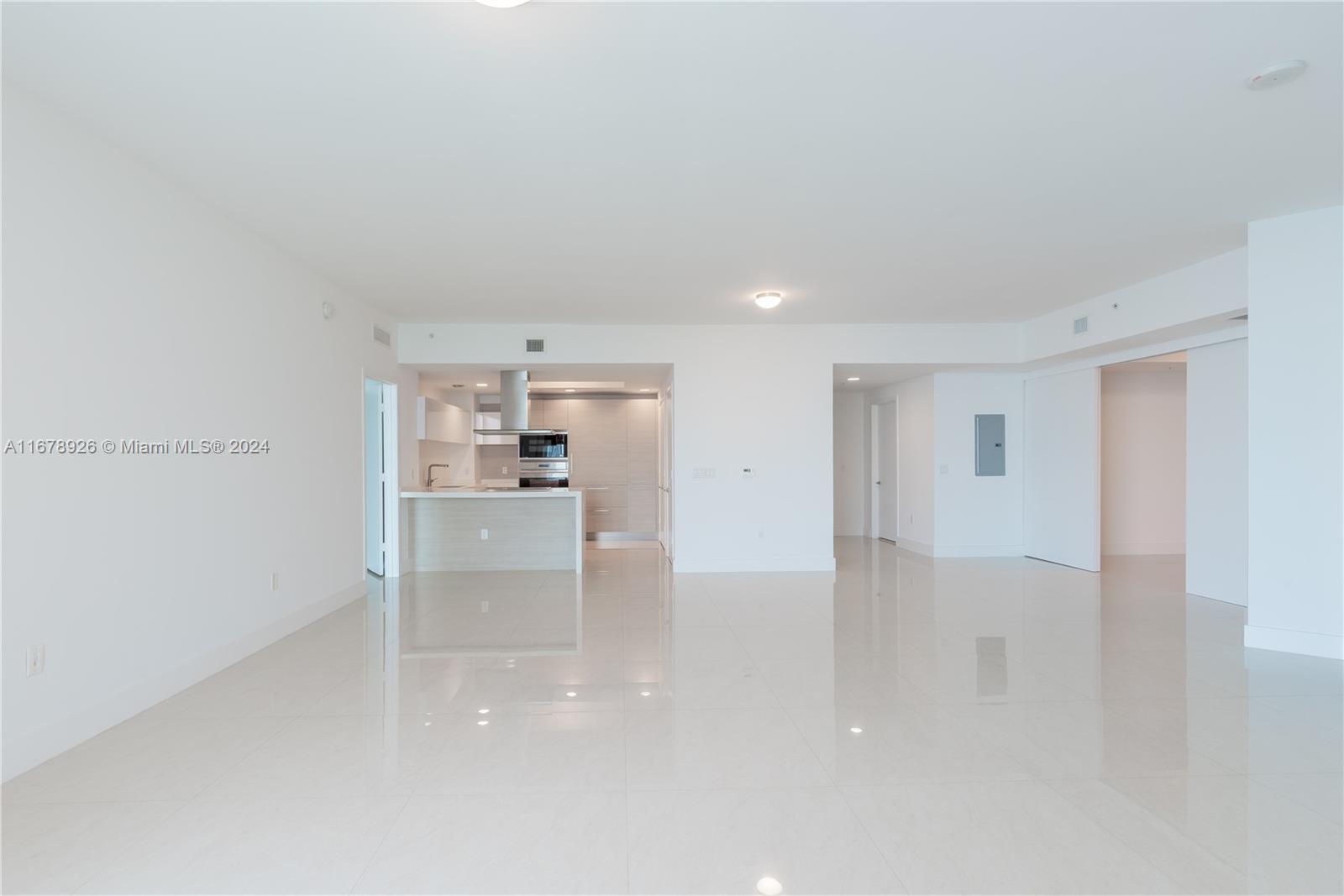 MARINA PALMS RESIDENCES N - Residential