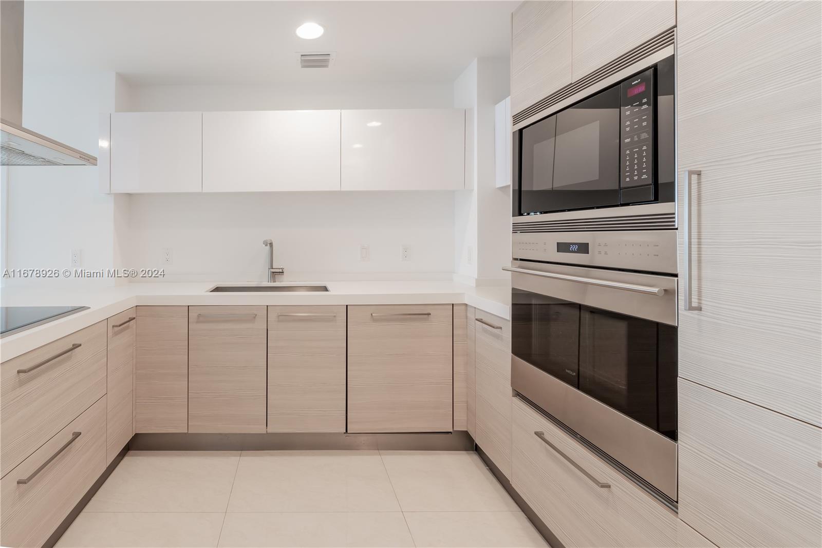 MARINA PALMS RESIDENCES N - Residential