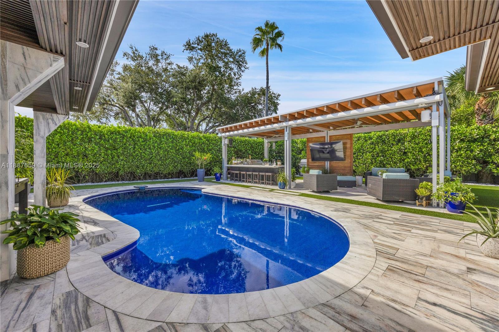 HOLLYWOOD HILLS AMEN PLAT - Residential
