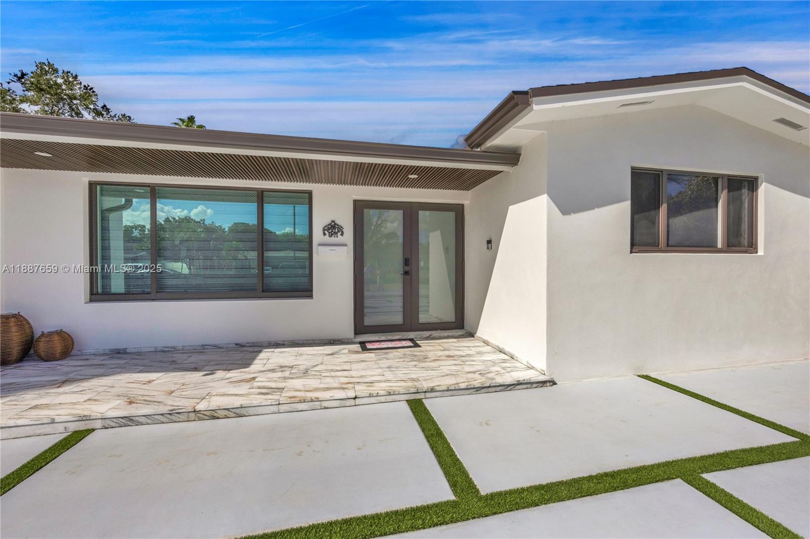HOLLYWOOD HILLS AMEN PLAT - Residential