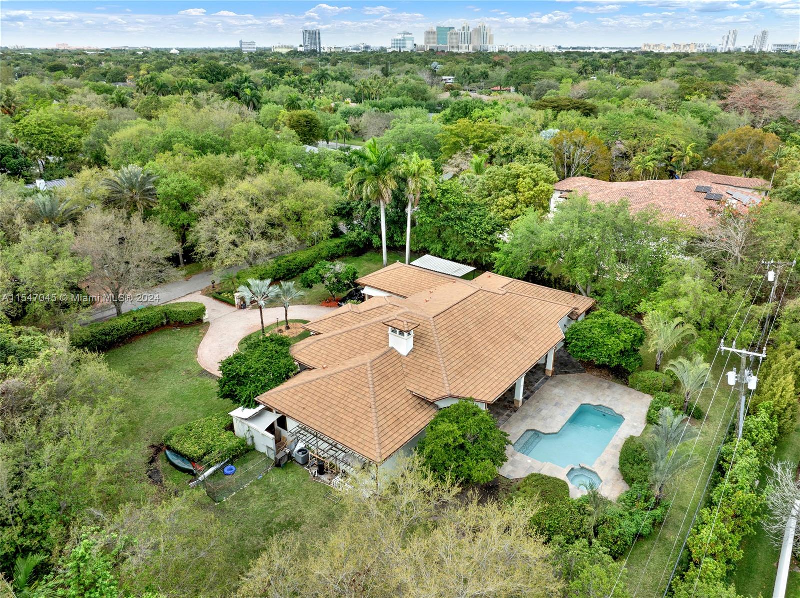 HELMS COUNTRY ESTATES RE- - Residential