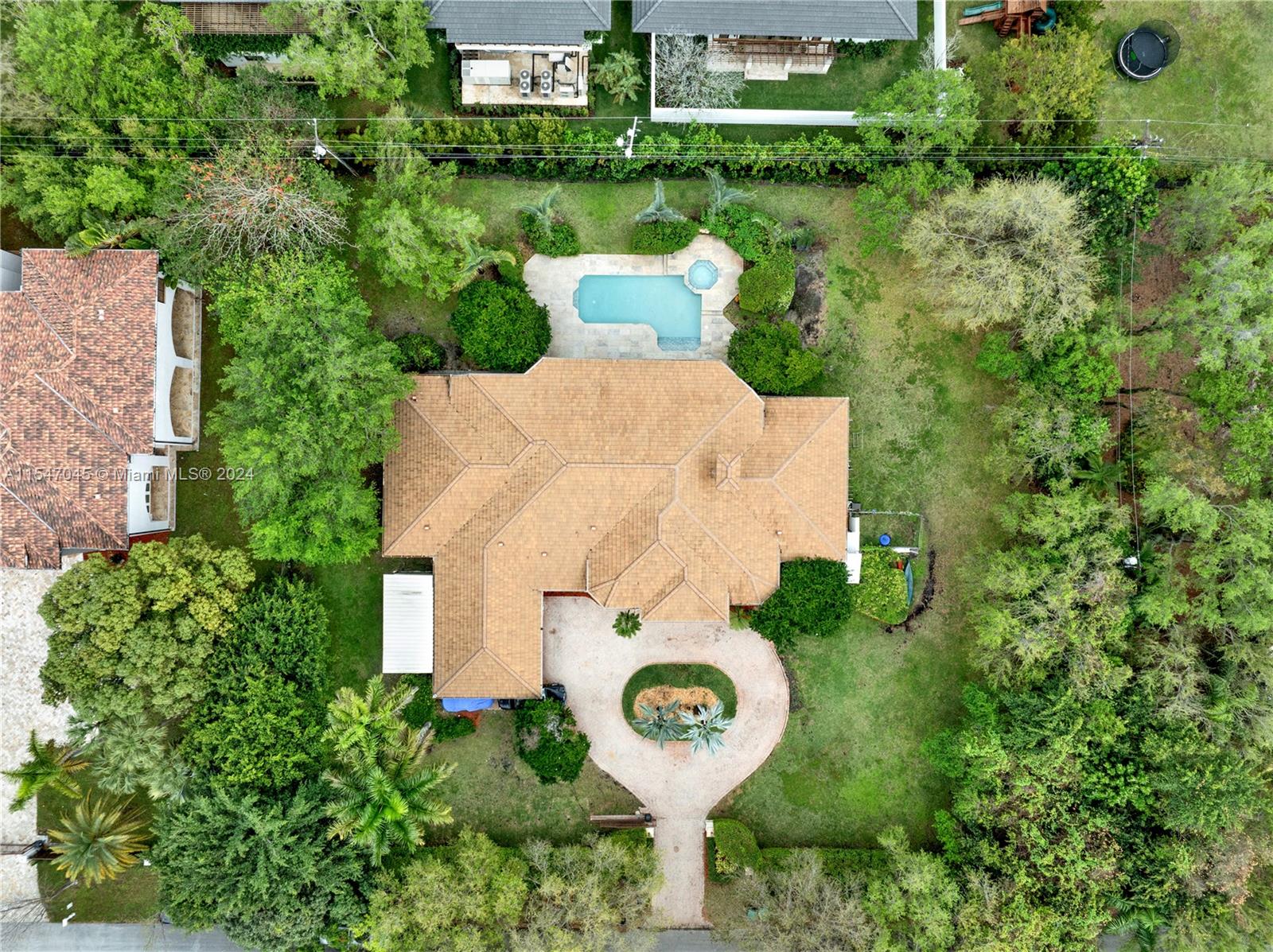 HELMS COUNTRY ESTATES RE- - Residential