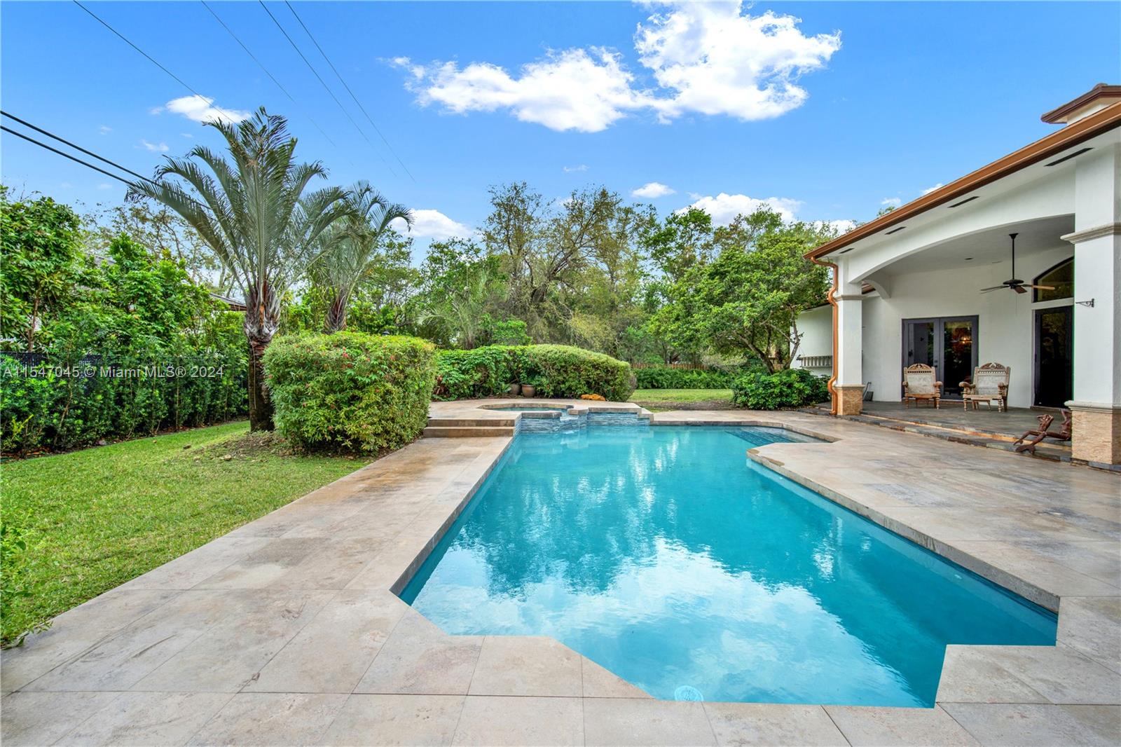 HELMS COUNTRY ESTATES RE- - Residential