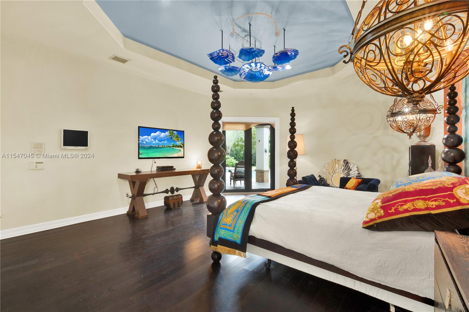 HELMS COUNTRY ESTATES RE- - Residential