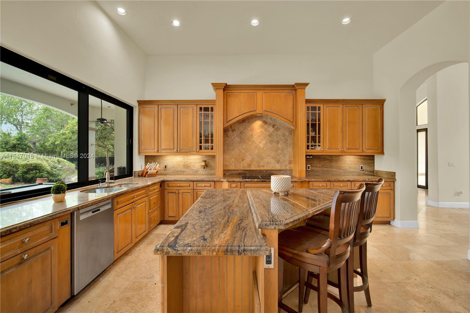 HELMS COUNTRY ESTATES RE- - Residential