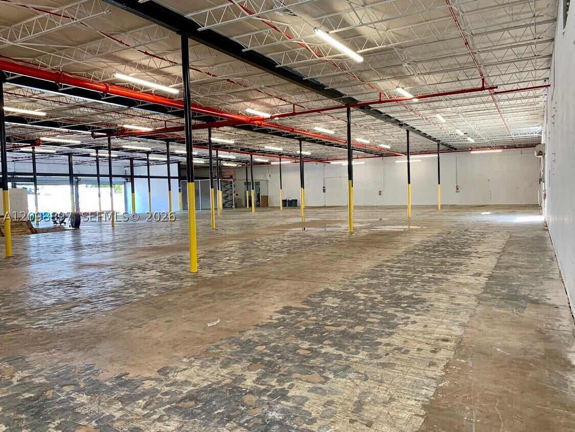 7171 NW 12th Ave