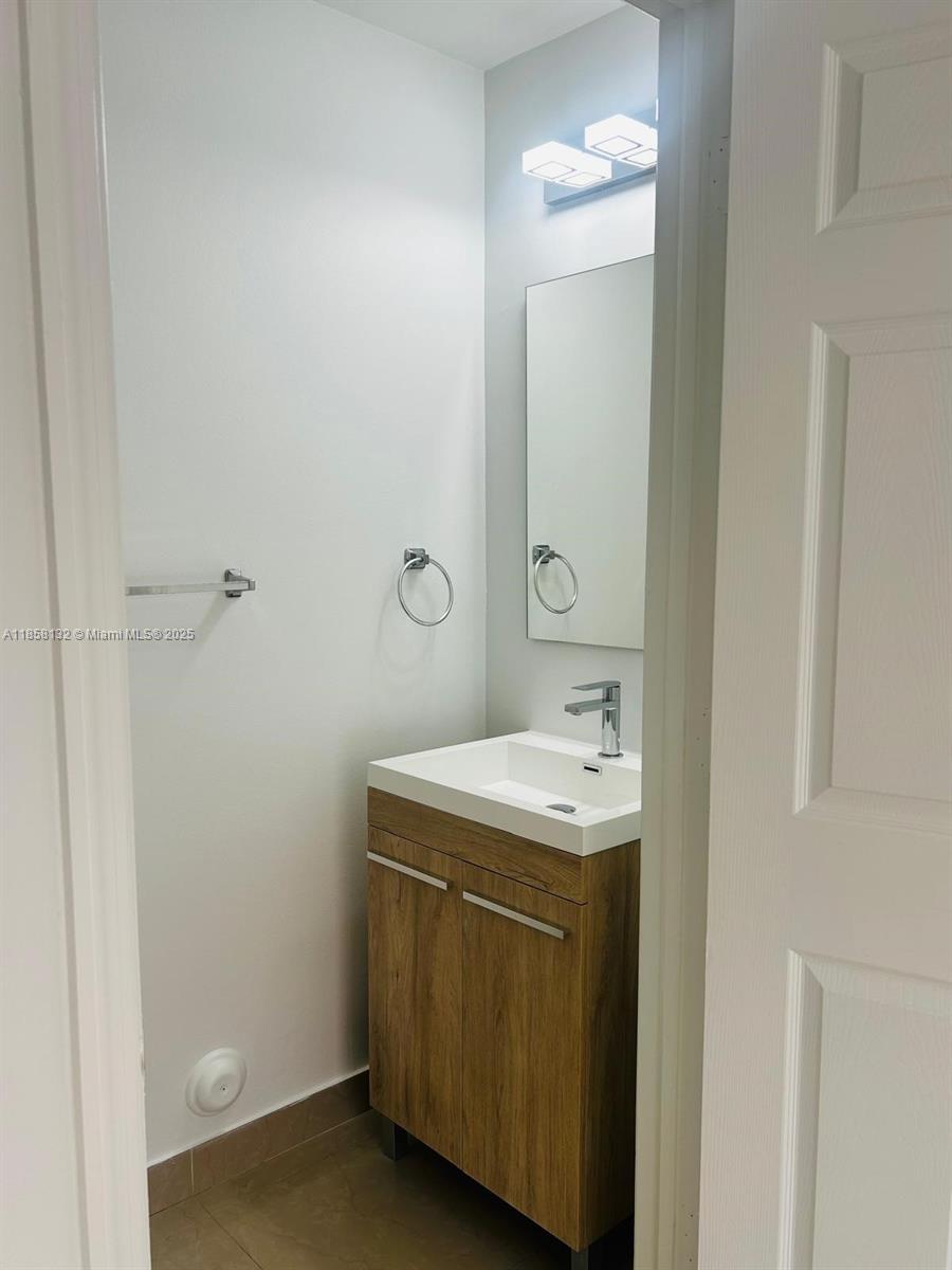 EGRET LAKES ESTATES SEC 4 - Residential