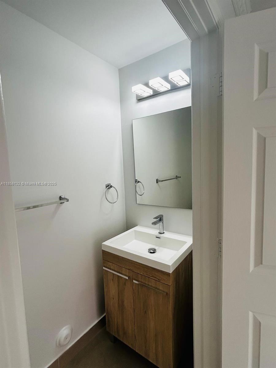 EGRET LAKES ESTATES SEC 4 - Residential