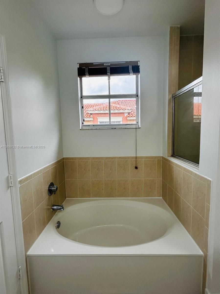 EGRET LAKES ESTATES SEC 4 - Residential