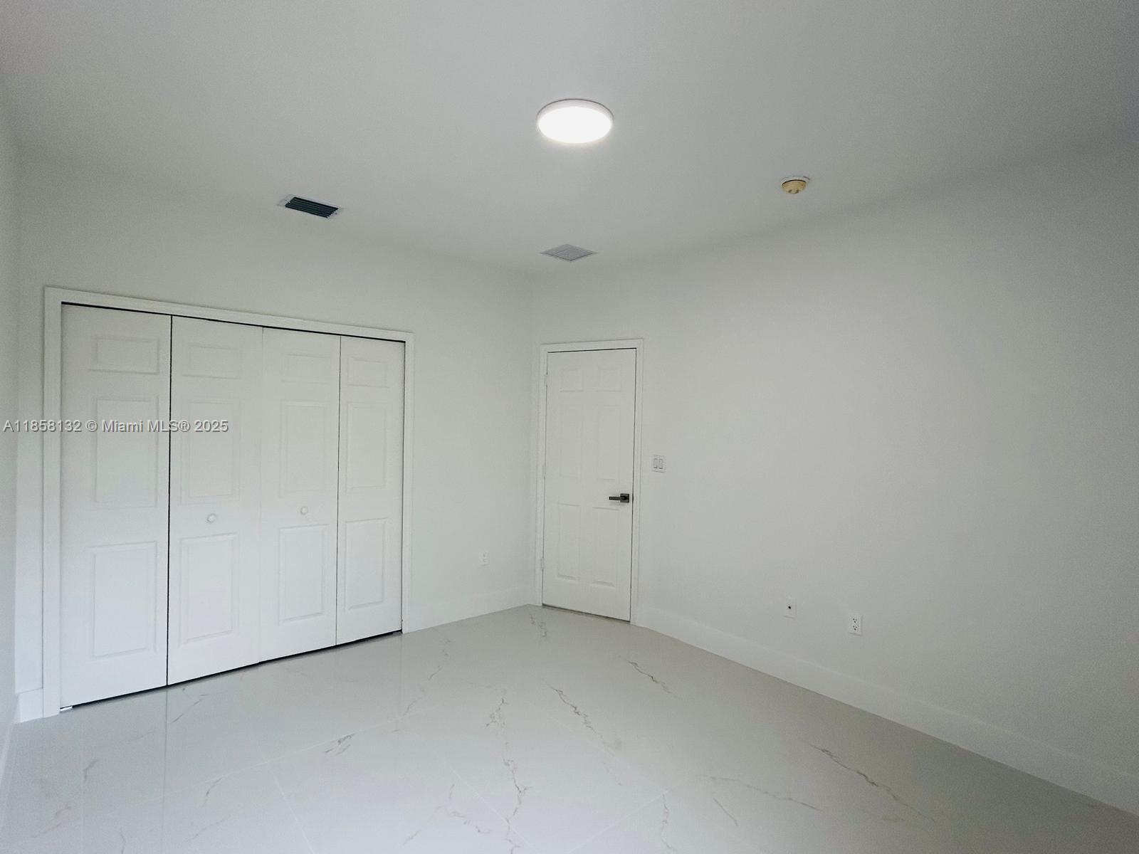 EGRET LAKES ESTATES SEC 4 - Residential