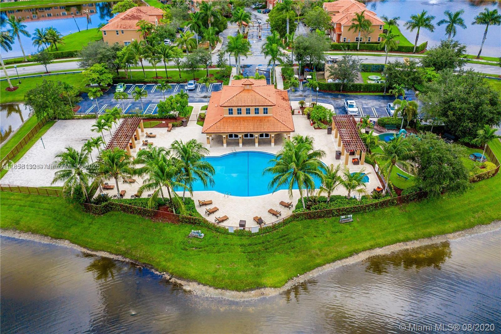 EGRET LAKES ESTATES SEC 4 - Residential