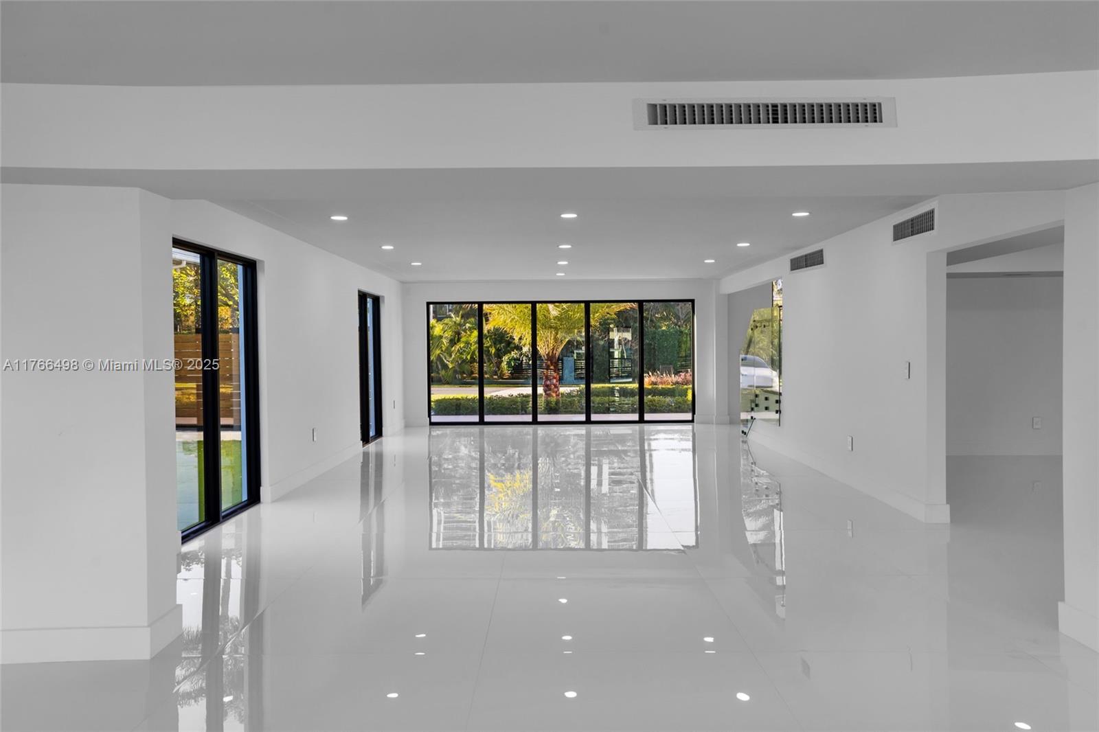 GOLDEN ISLES SEC D REPLAT - Residential