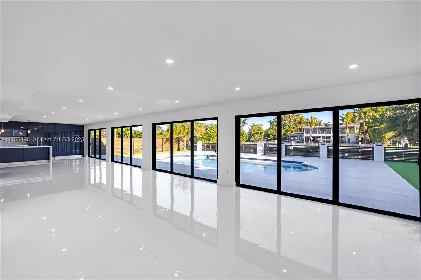GOLDEN ISLES SEC D REPLAT - Residential