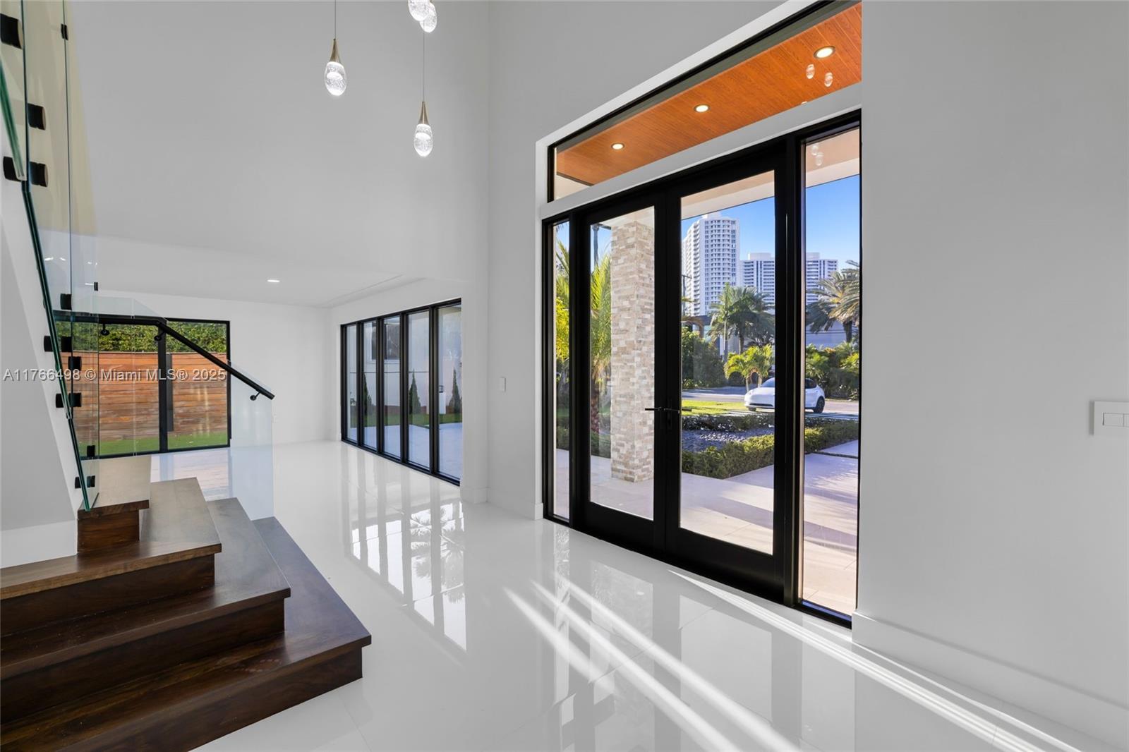 GOLDEN ISLES SEC D REPLAT - Residential