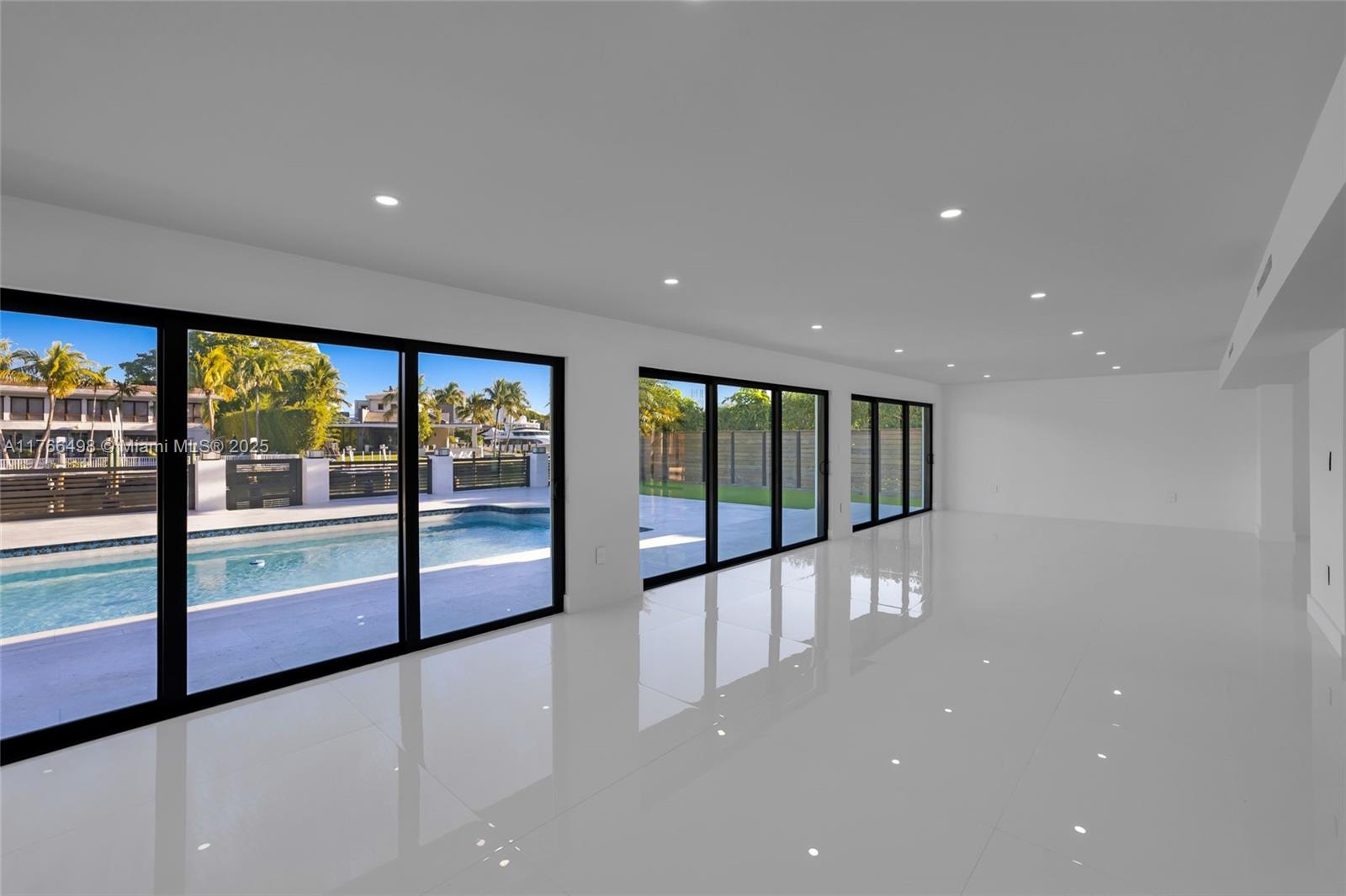 GOLDEN ISLES SEC D REPLAT - Residential