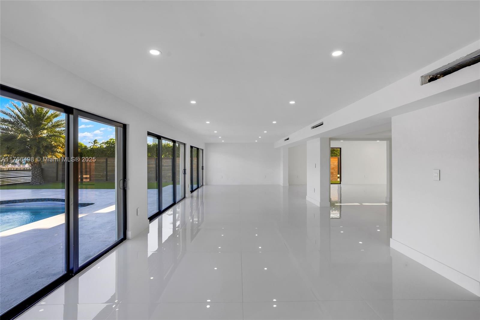 GOLDEN ISLES SEC D REPLAT - Residential